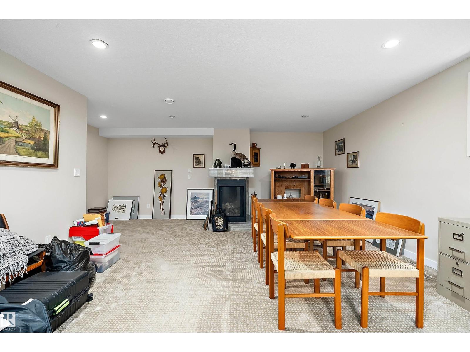 #39 401 BOTHWELL DR - 23