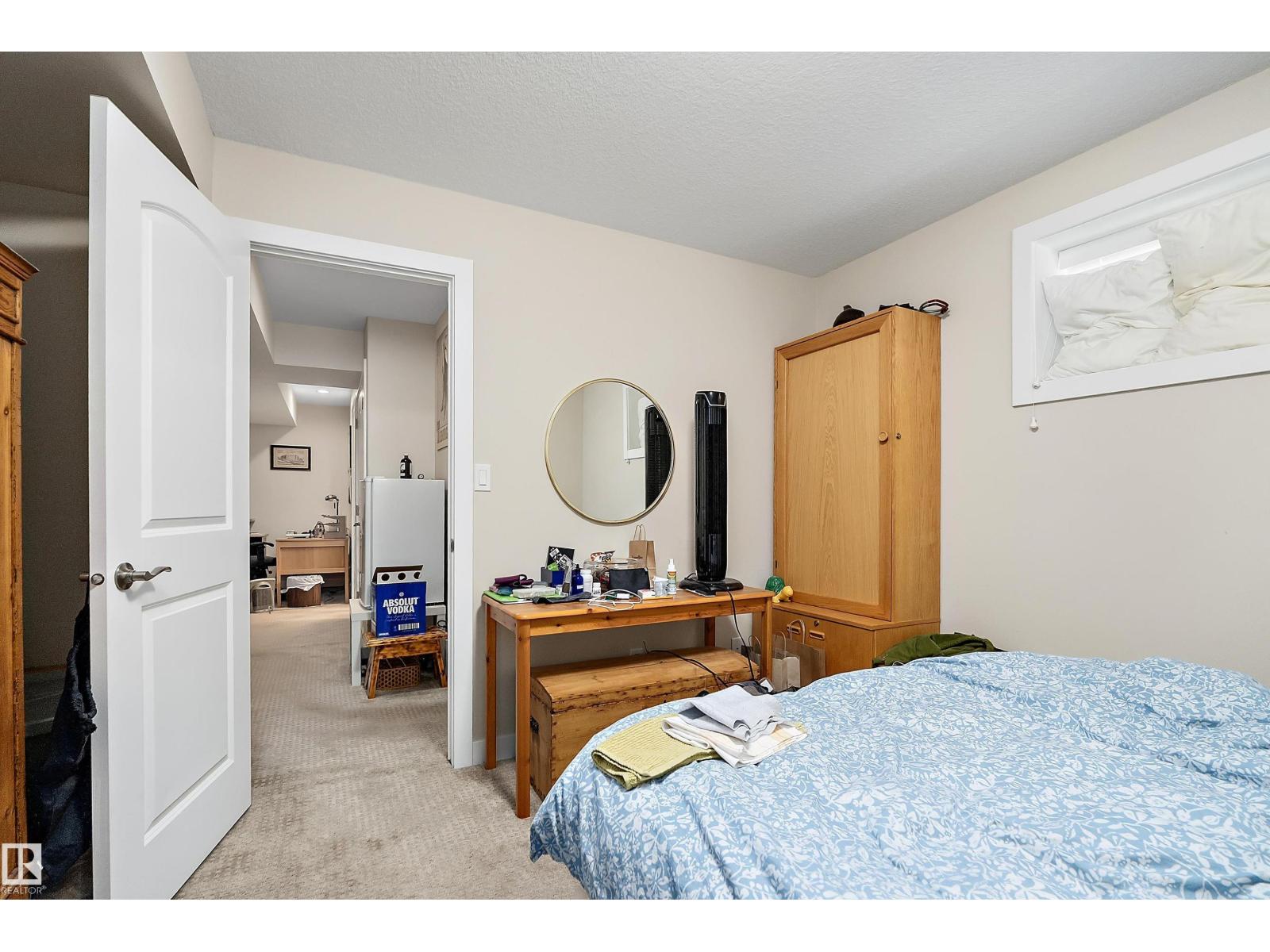 #39 401 BOTHWELL DR - 25