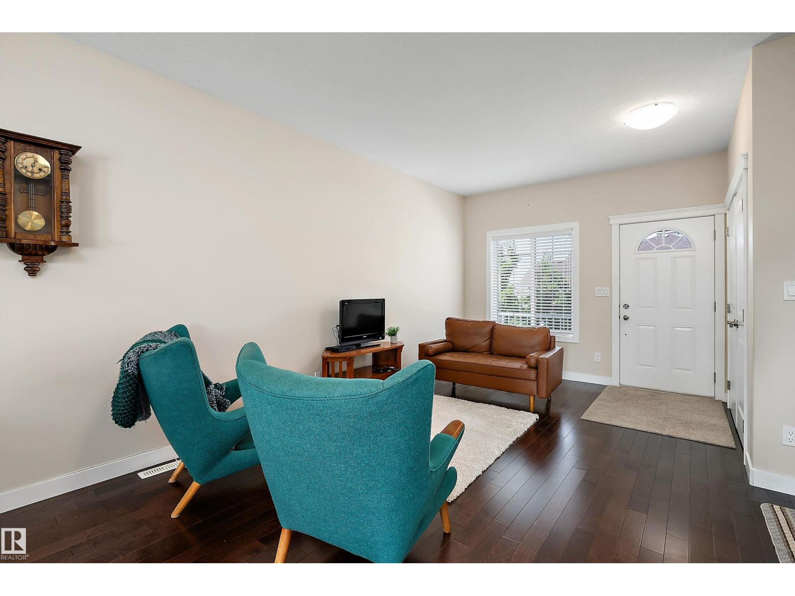 #39 401 BOTHWELL DR - 3