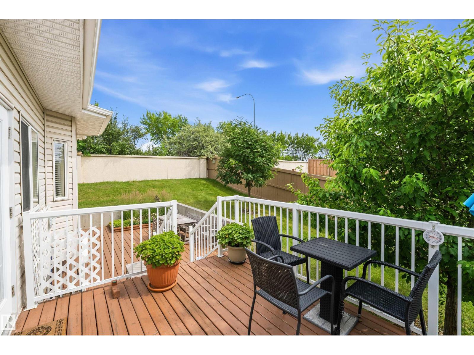 #39 401 BOTHWELL DR - 32