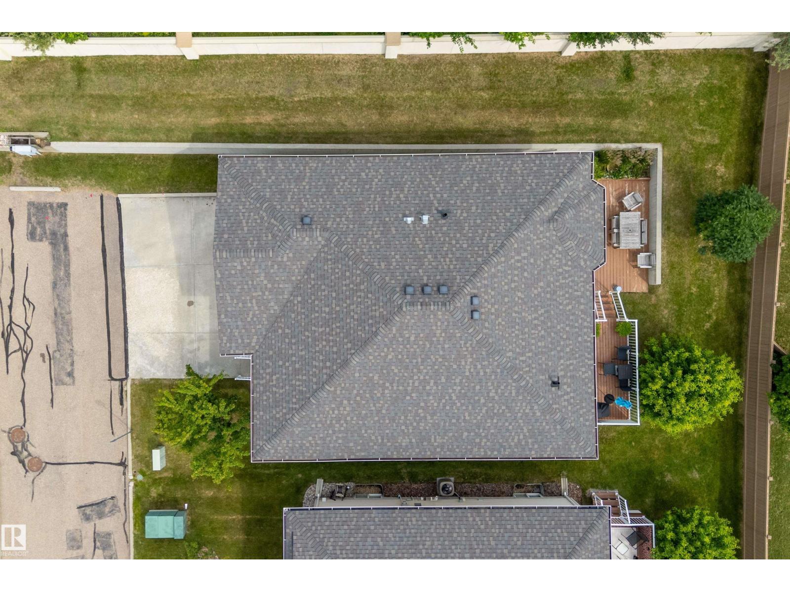 #39 401 BOTHWELL DR - 36