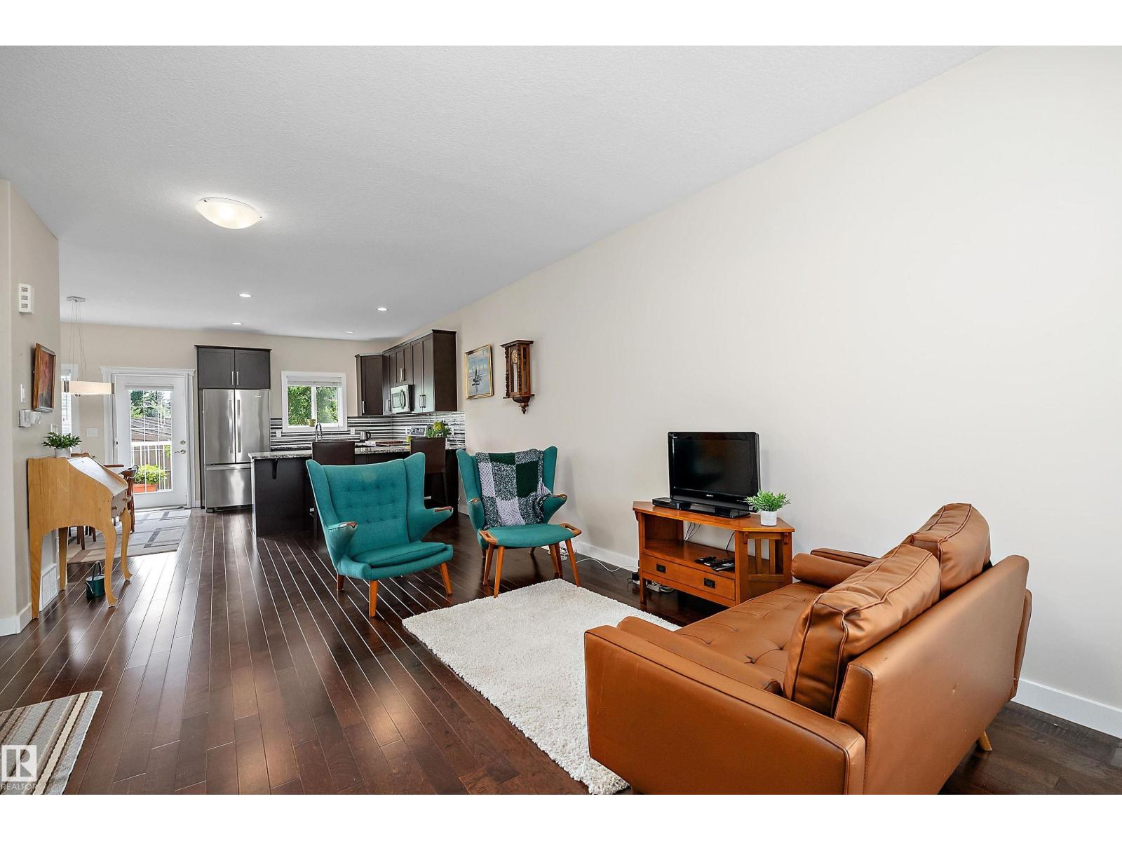 #39 401 BOTHWELL DR - 4