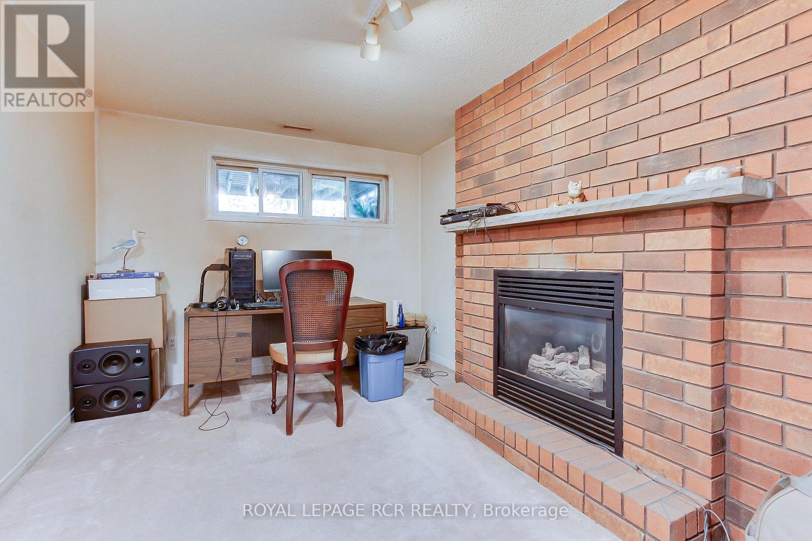 #16 121 GREEN BRIAR ROAD - 25