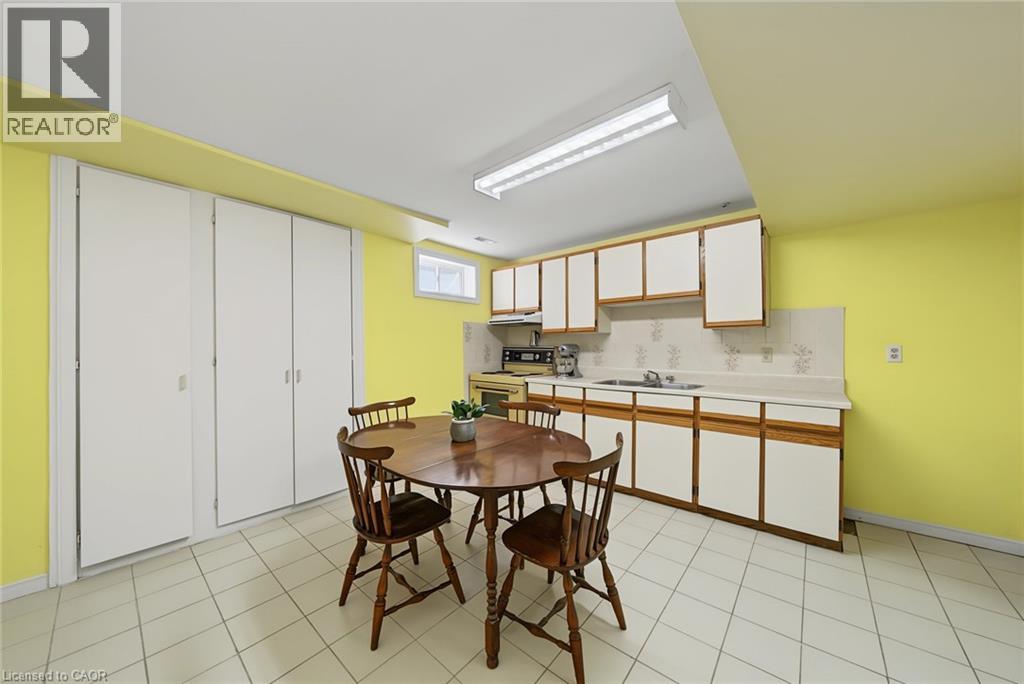 2 CRESTHAVEN Drive - 31