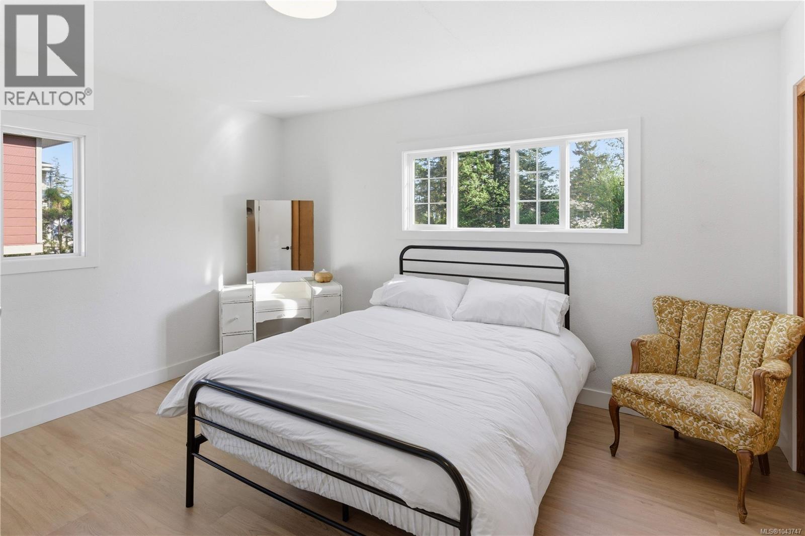 560 Kay St - 24
