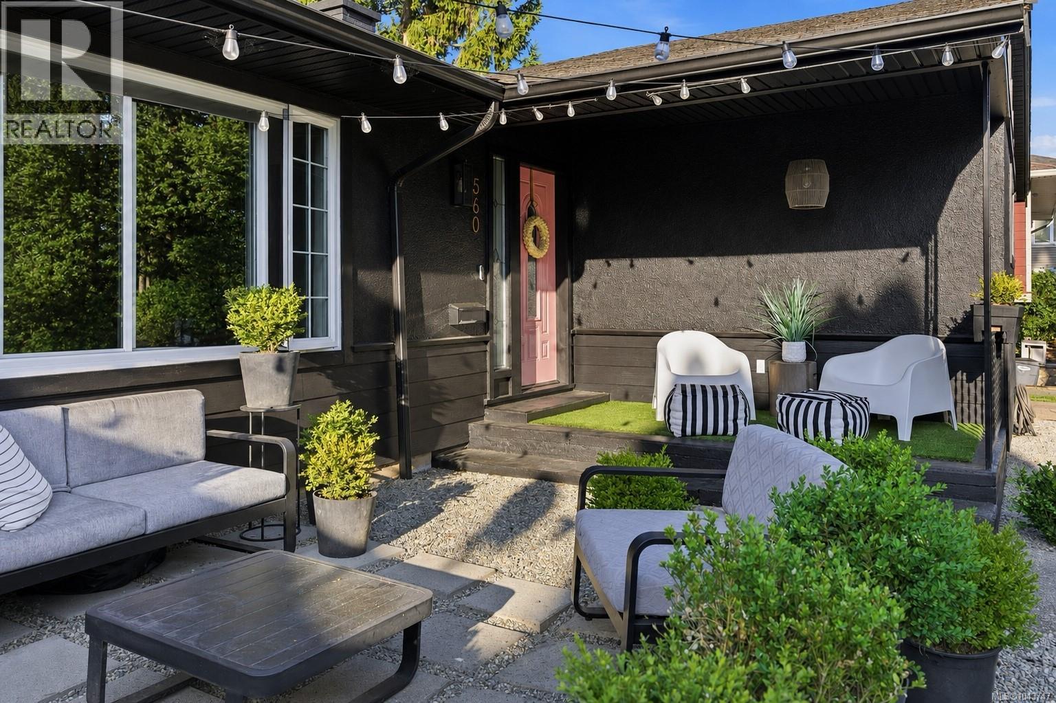560 Kay St - 31