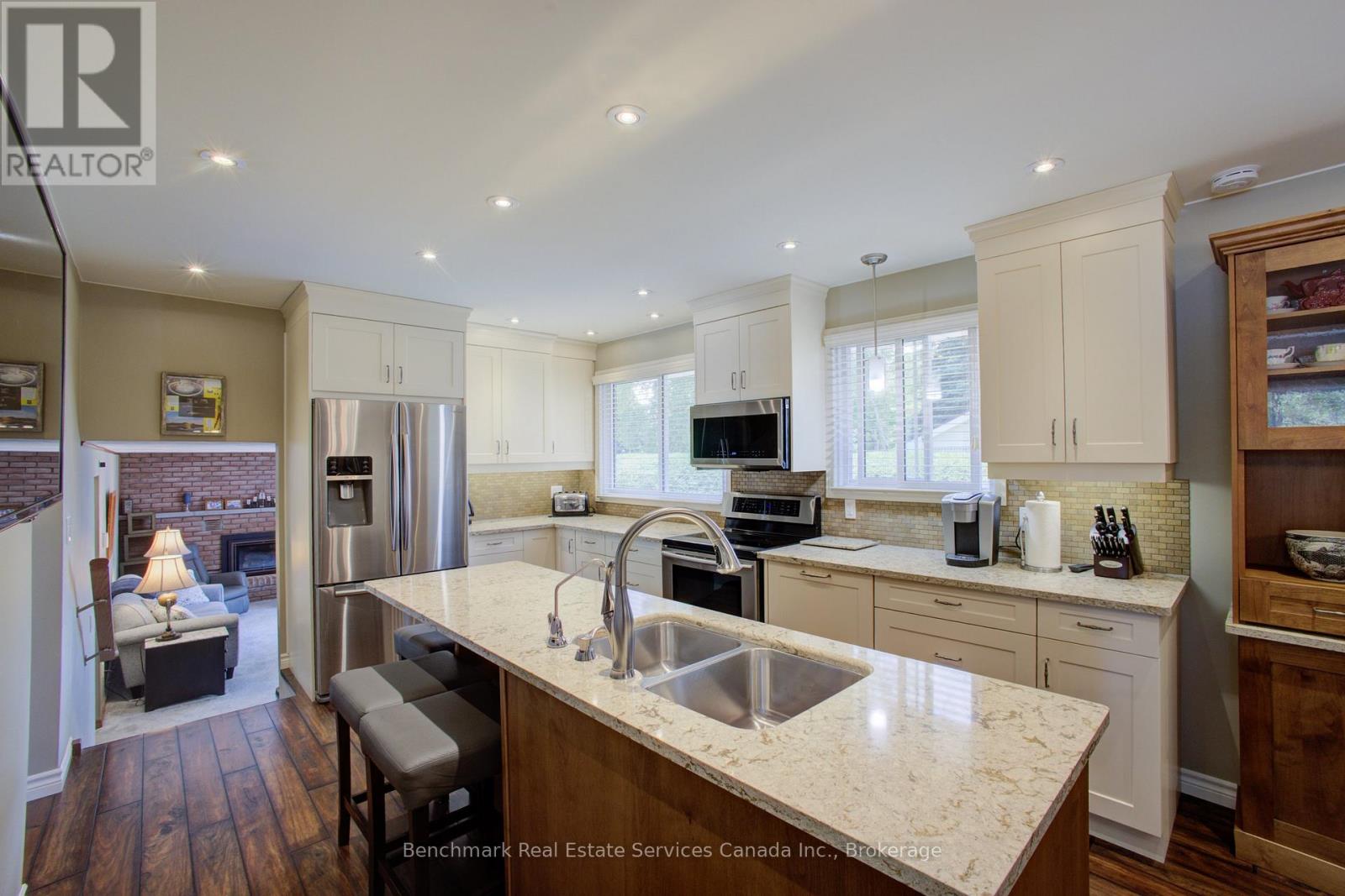 23 INVERNESS STREET S - 15