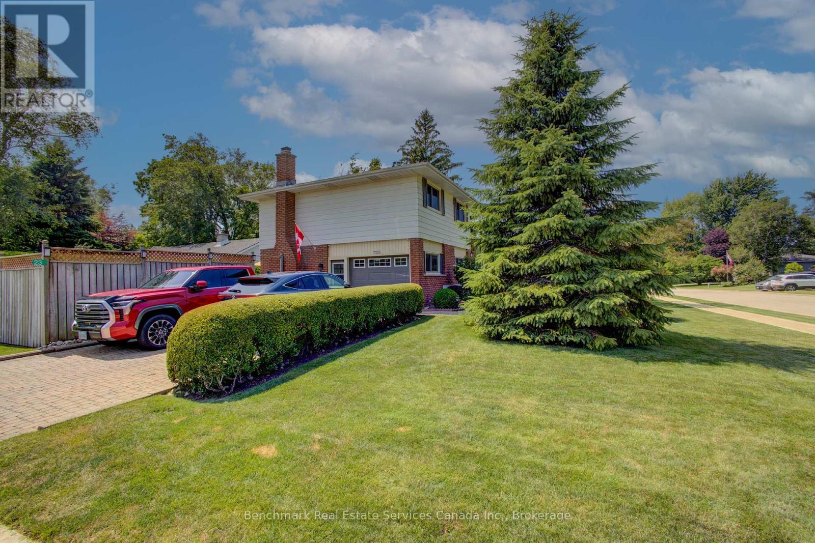 23 INVERNESS STREET S - 3