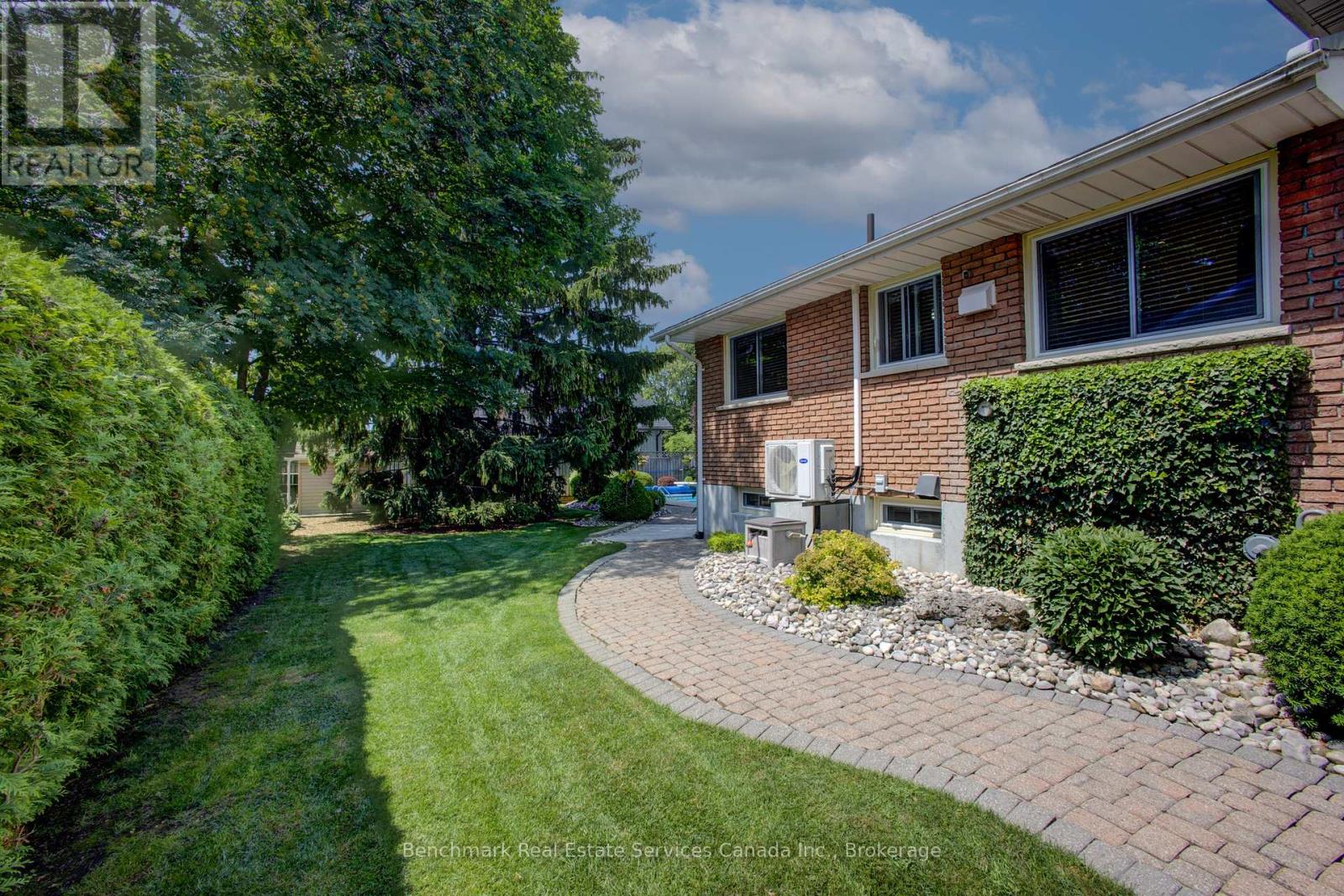 23 INVERNESS STREET S - 37