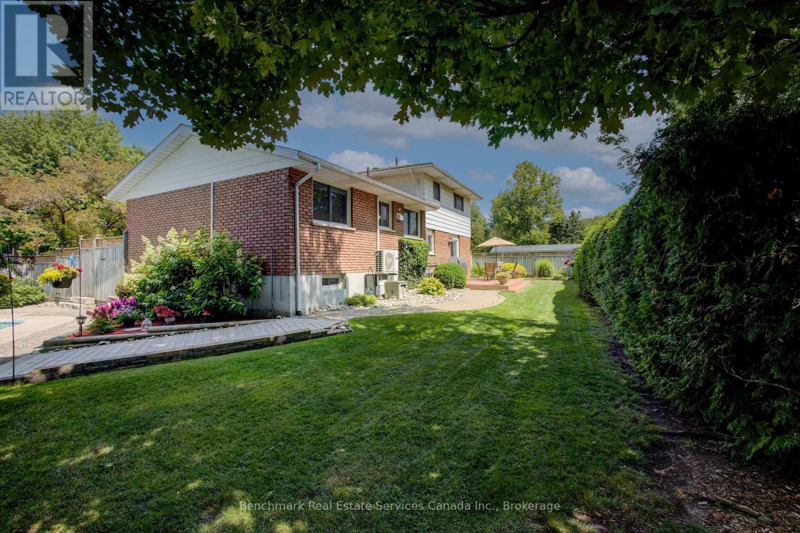 23 INVERNESS STREET S - 38