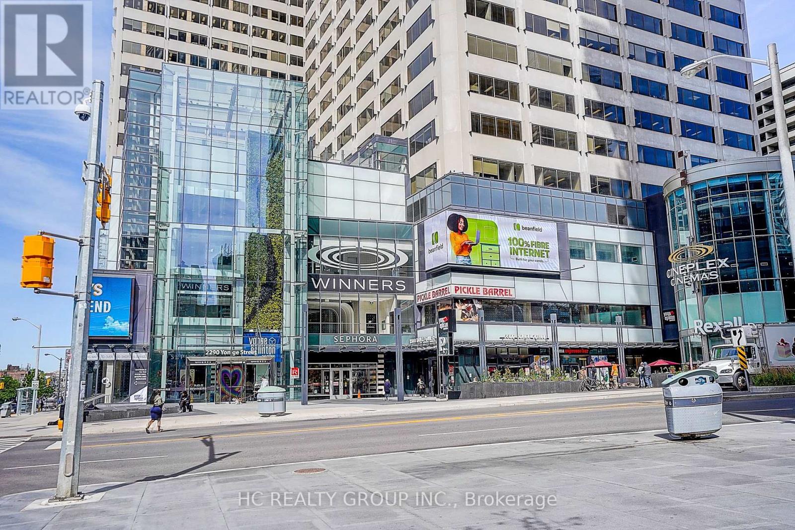 Photo of 8 Eglinton Avenue
