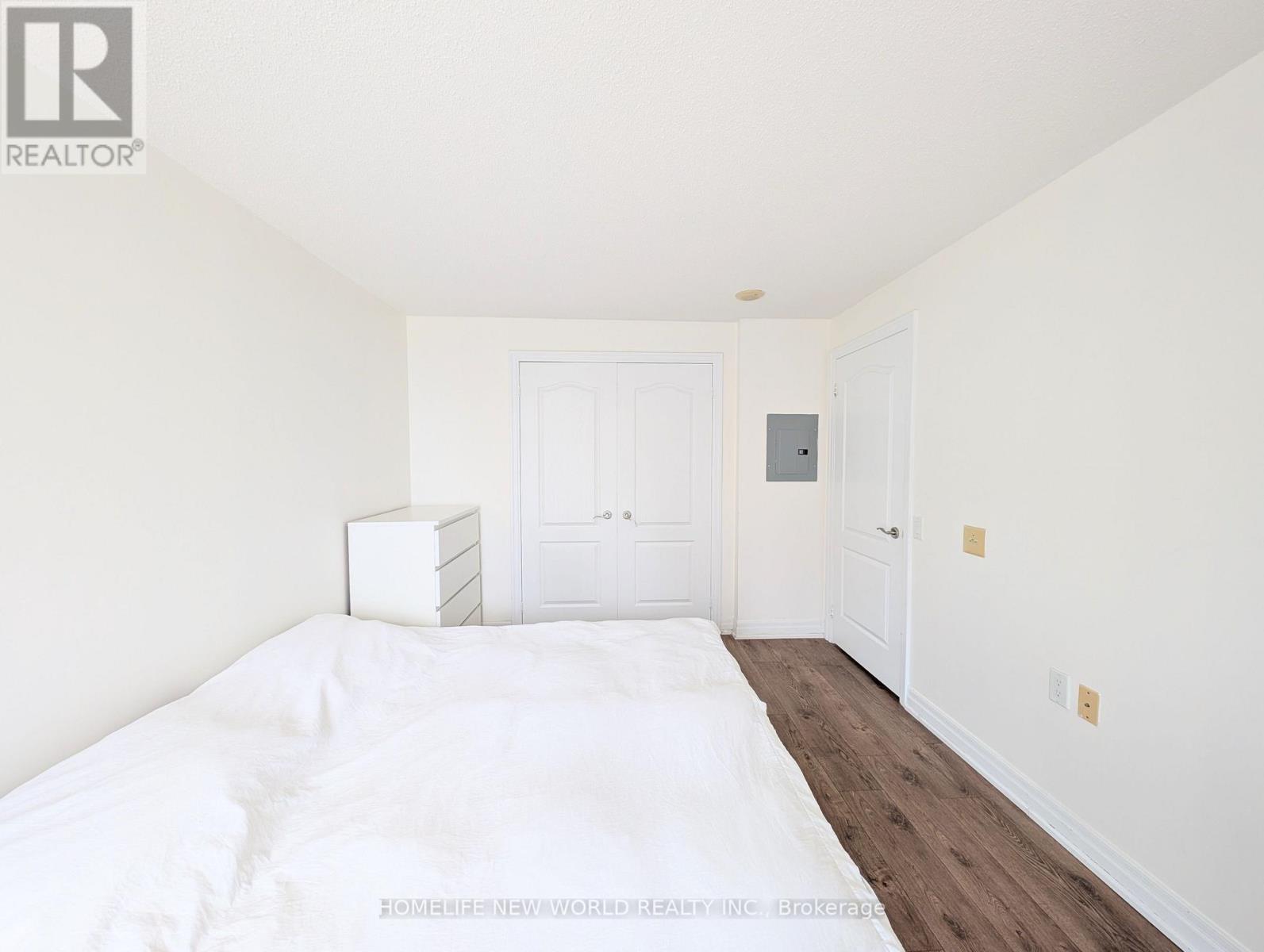 #1705 21 HILLCREST AVENUE - 13