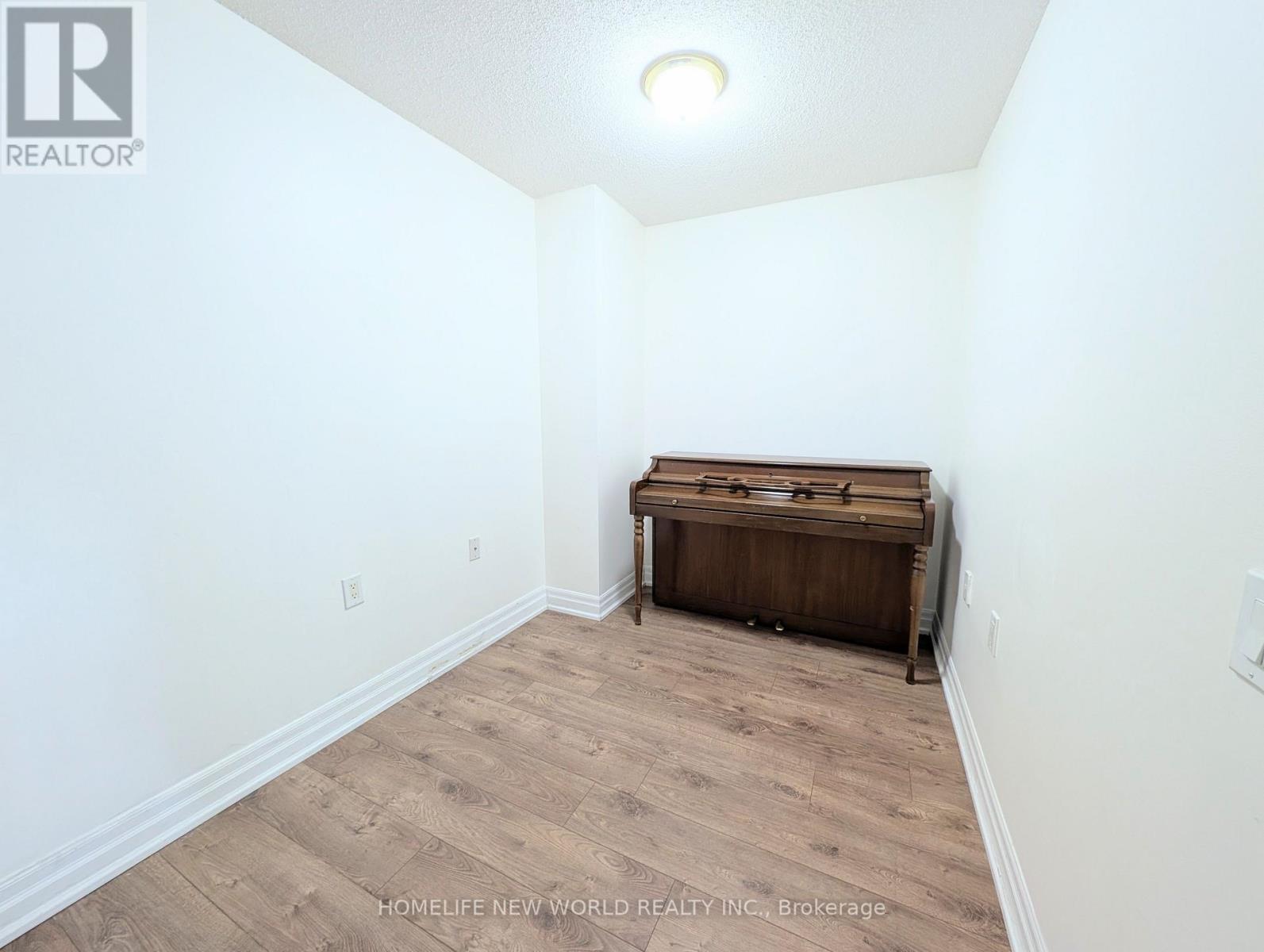 #1705 21 HILLCREST AVENUE - 16