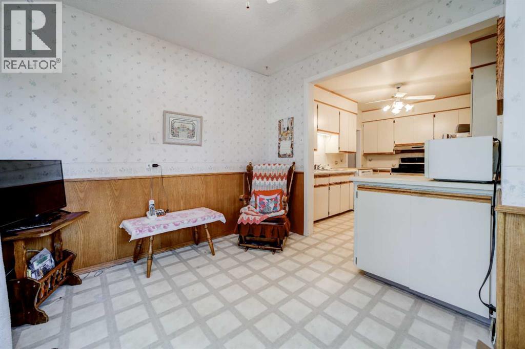1138 12B Street S - 17