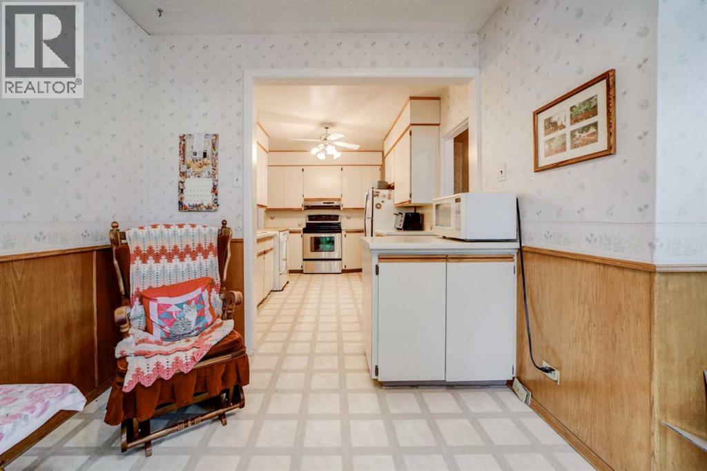 1138 12B Street S - 18