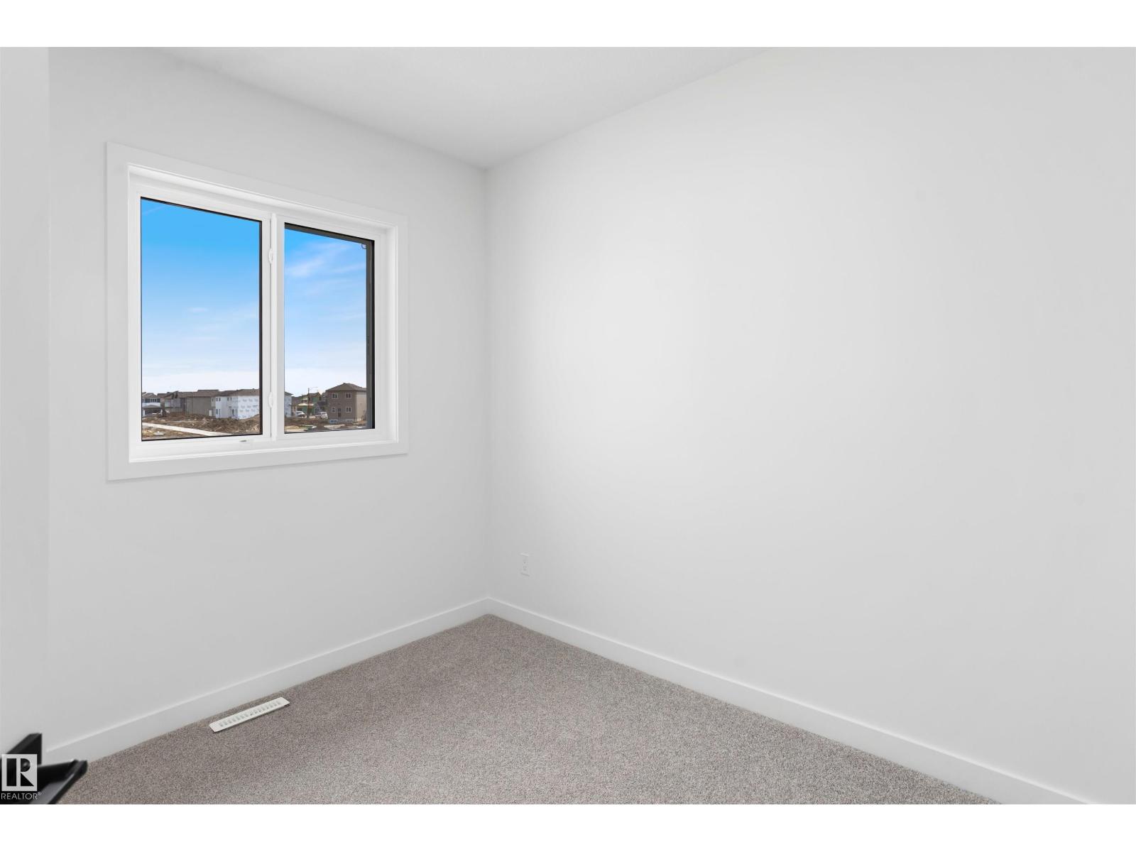 1563 211 ST NW - 30