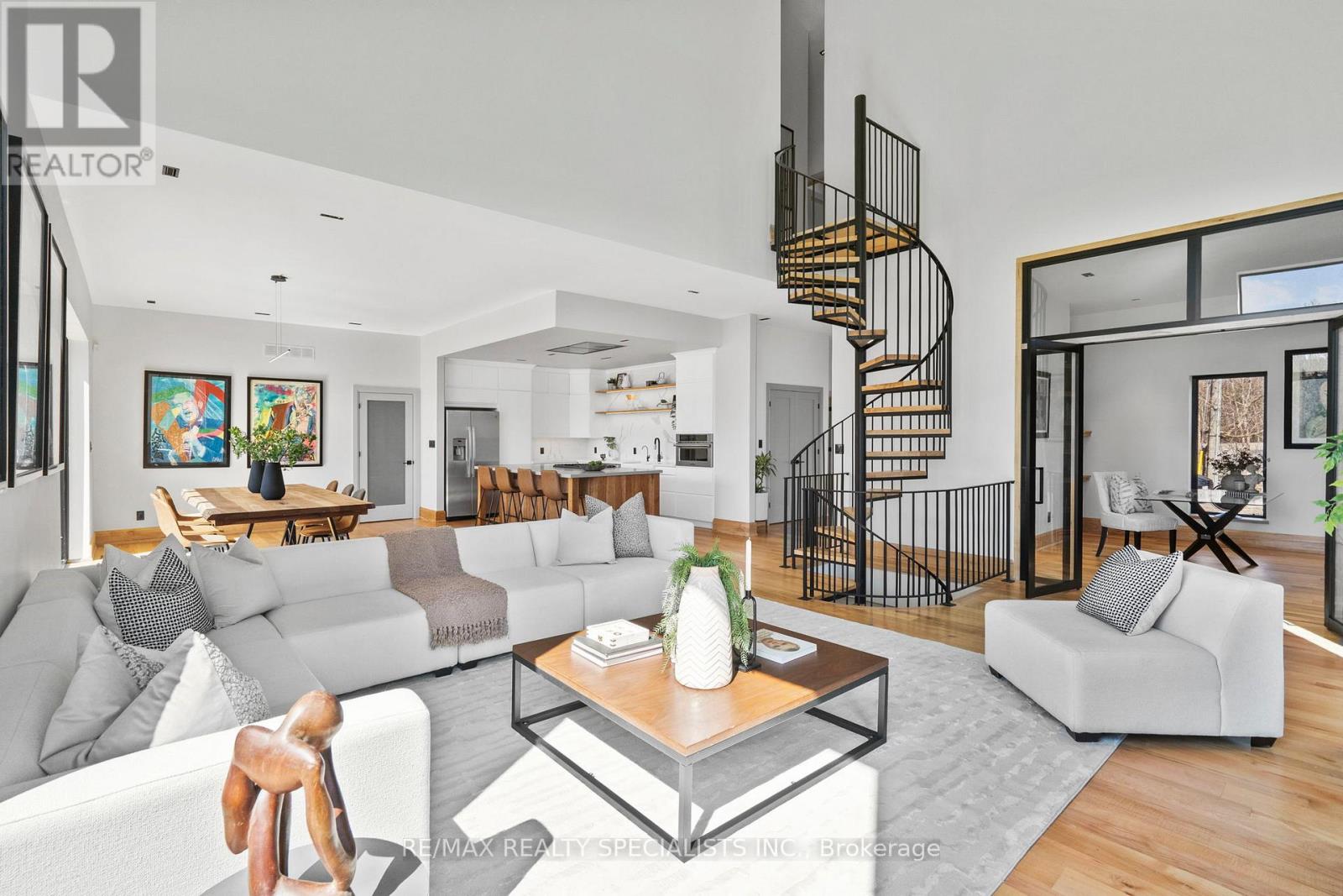 2977 BOVAIRD DRIVE W - Image 5