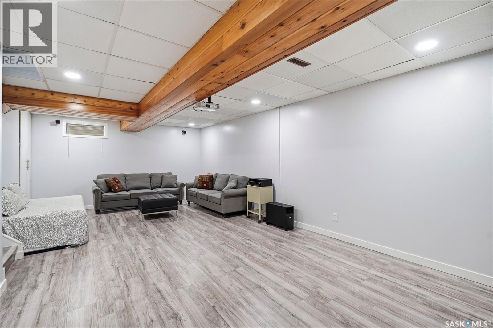 555 Nordstrum ROAD - 25