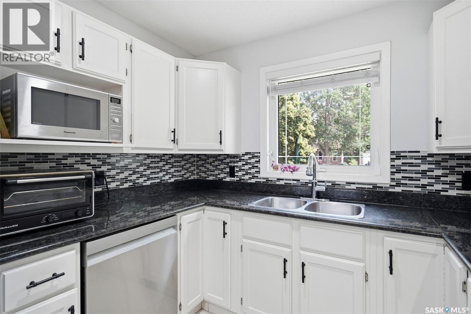555 Nordstrum ROAD - 11