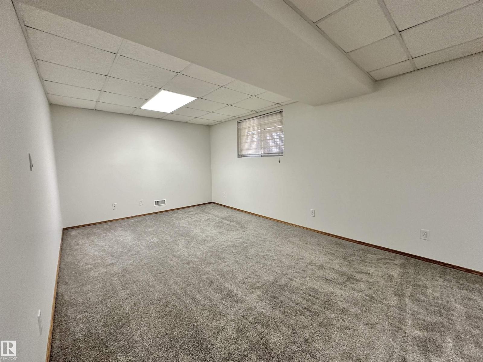 11111 157 AV NW - 19