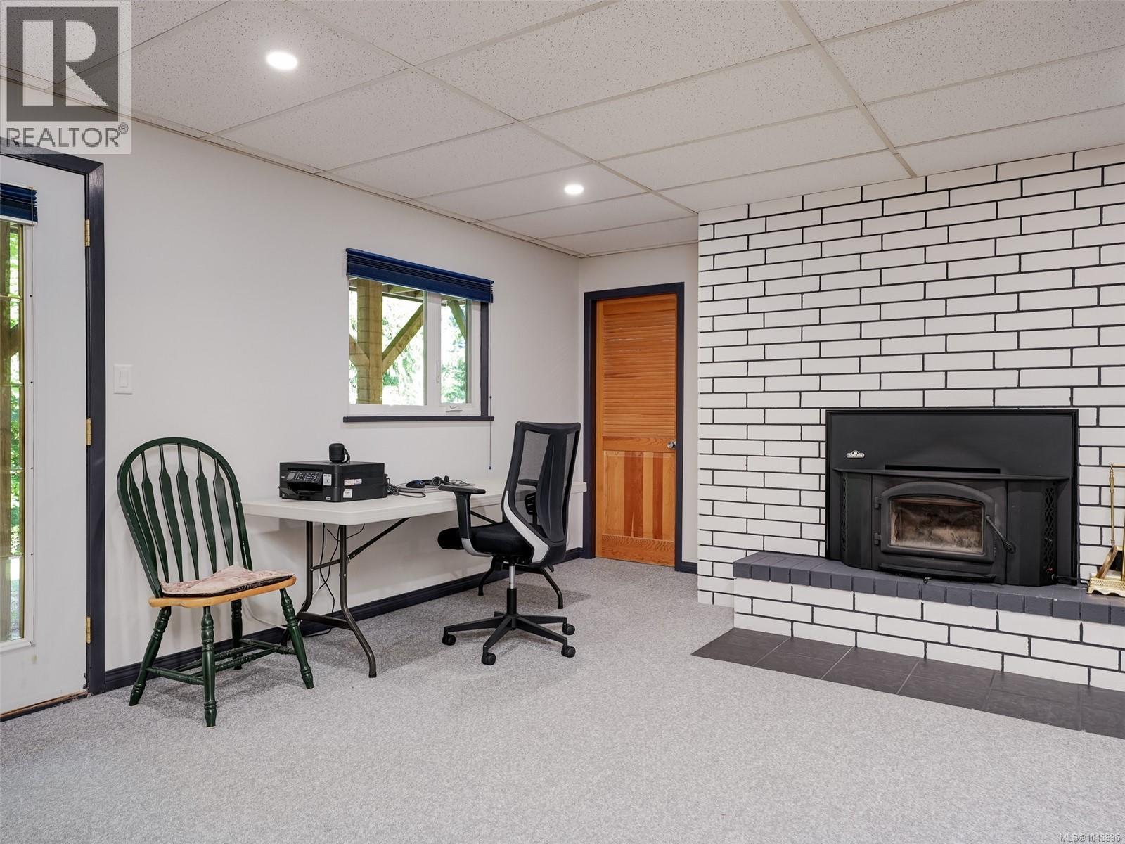 6232 Rodolph Rd - 19