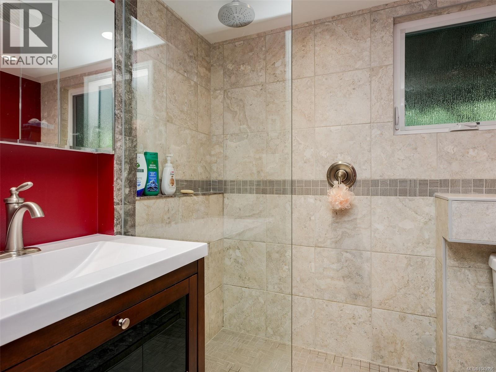 6232 Rodolph Rd - 22