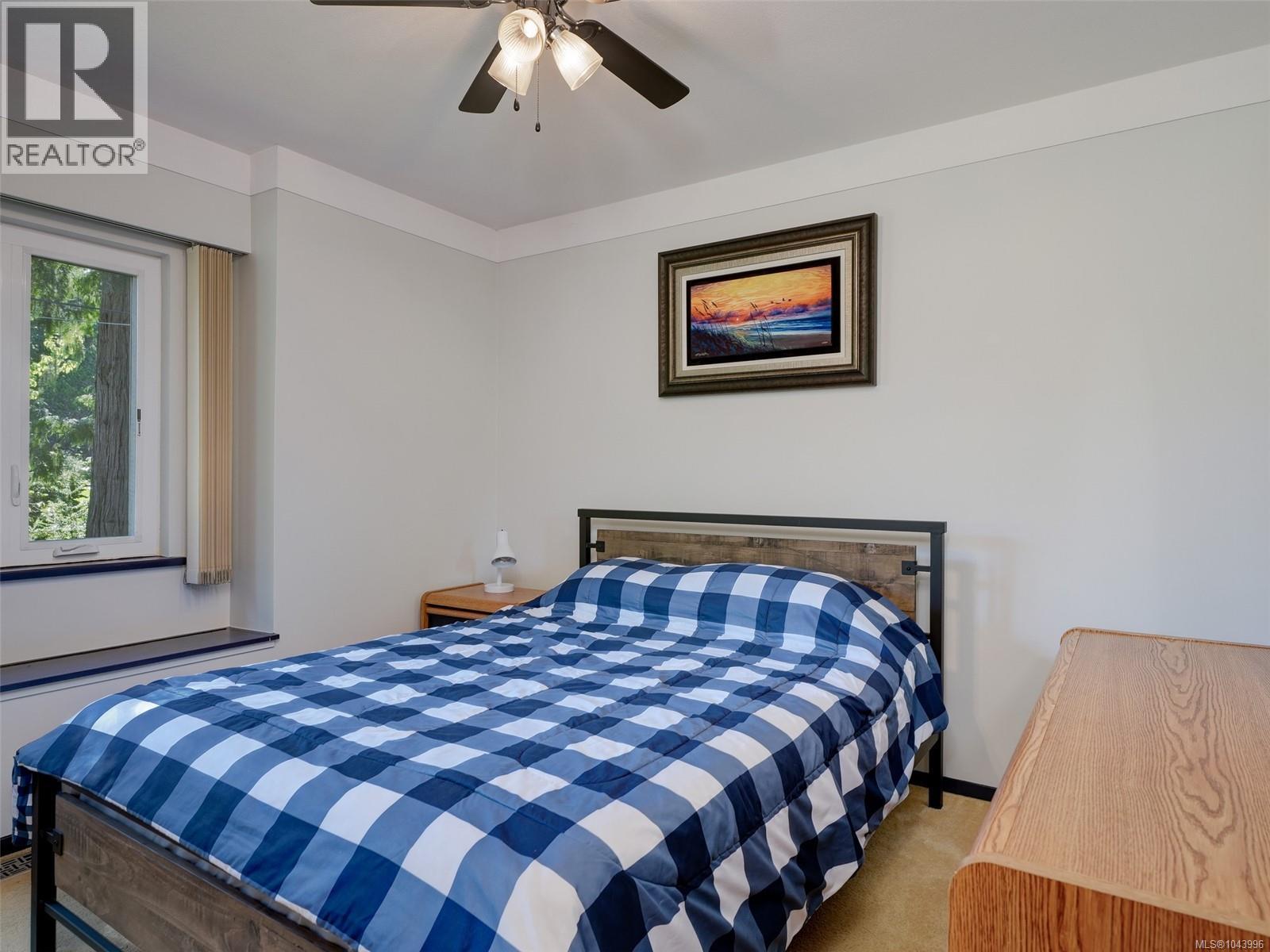 6232 Rodolph Rd - 16
