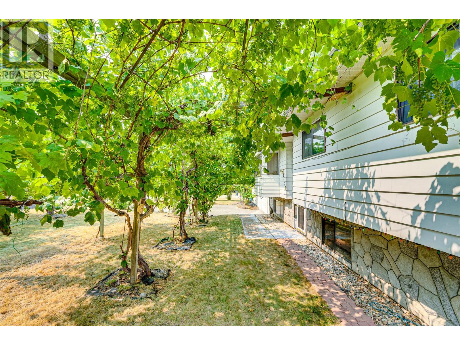 3472 Lockhart Crescent - 66