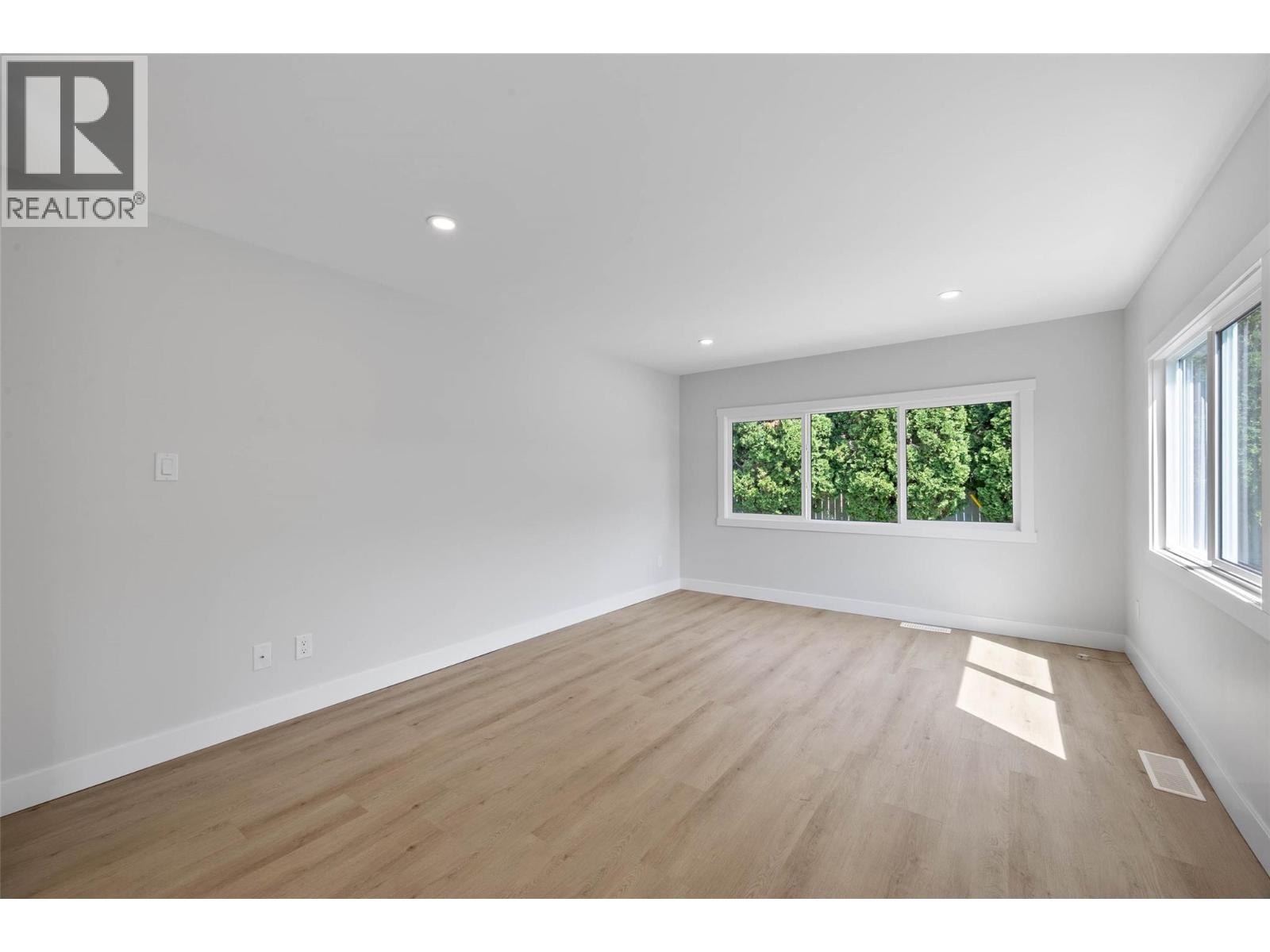 #14 2805 Westsyde Road - 10