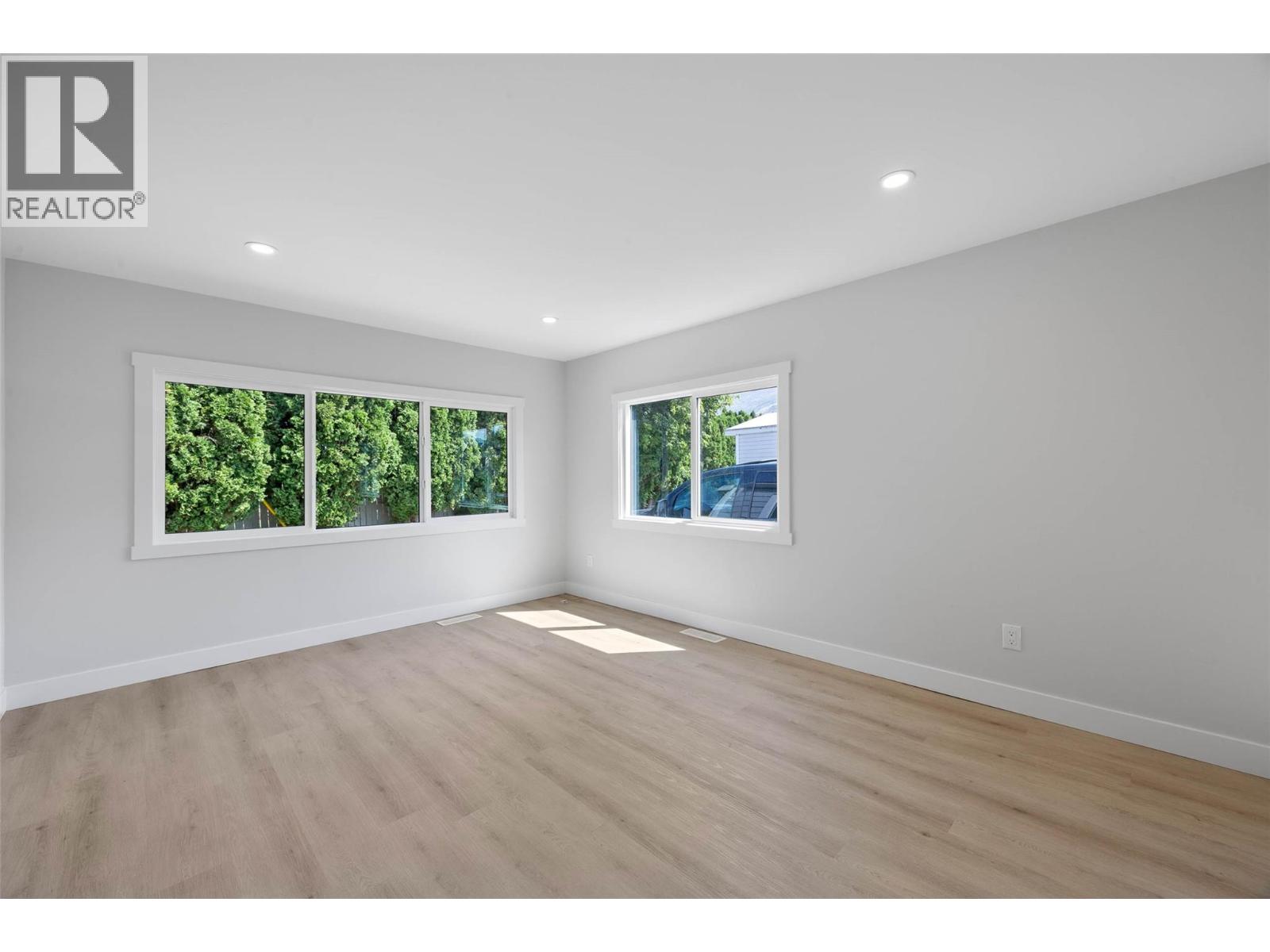 #14 2805 Westsyde Road - 9