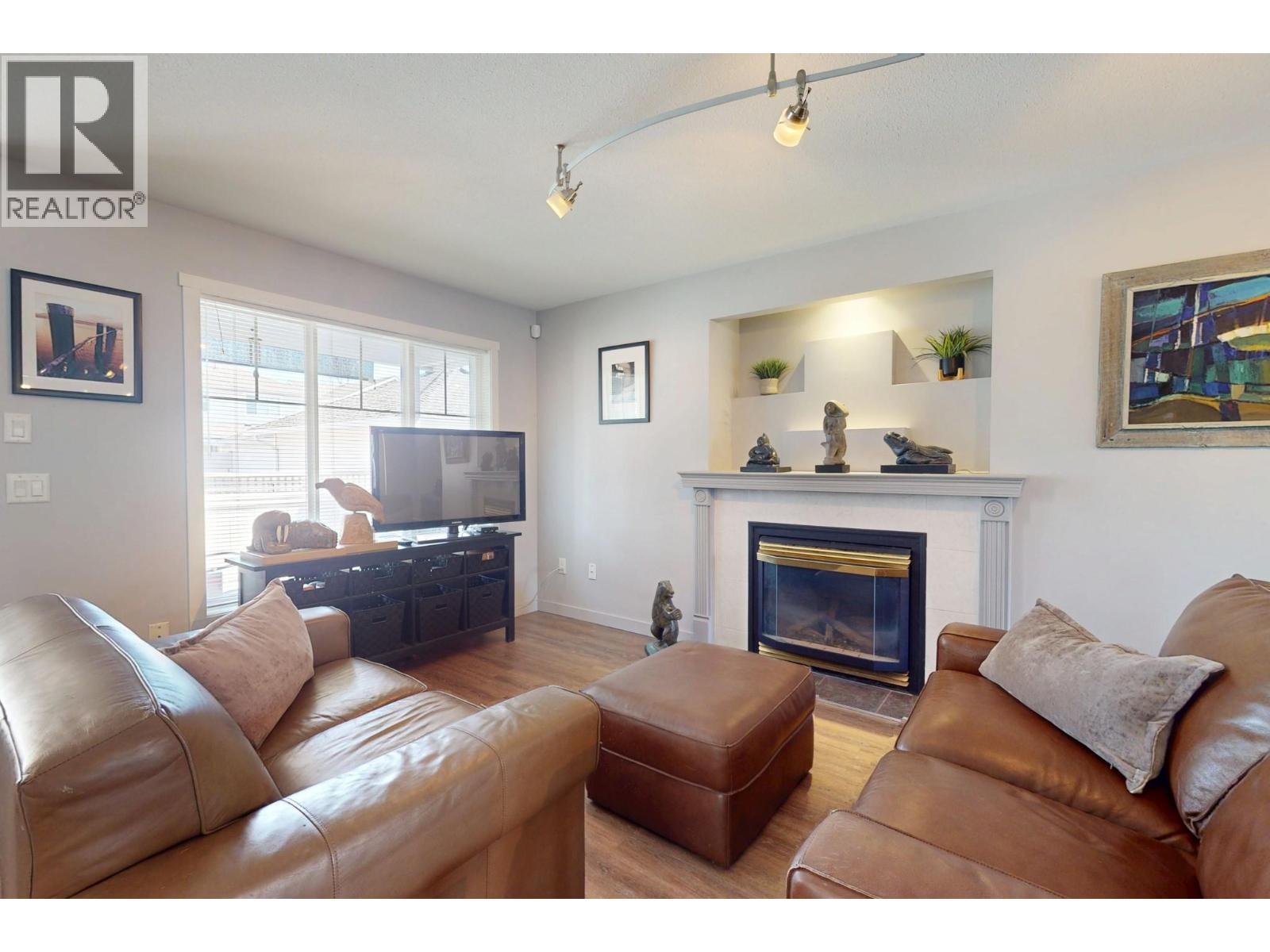 #431 665 Cook Road - 31
