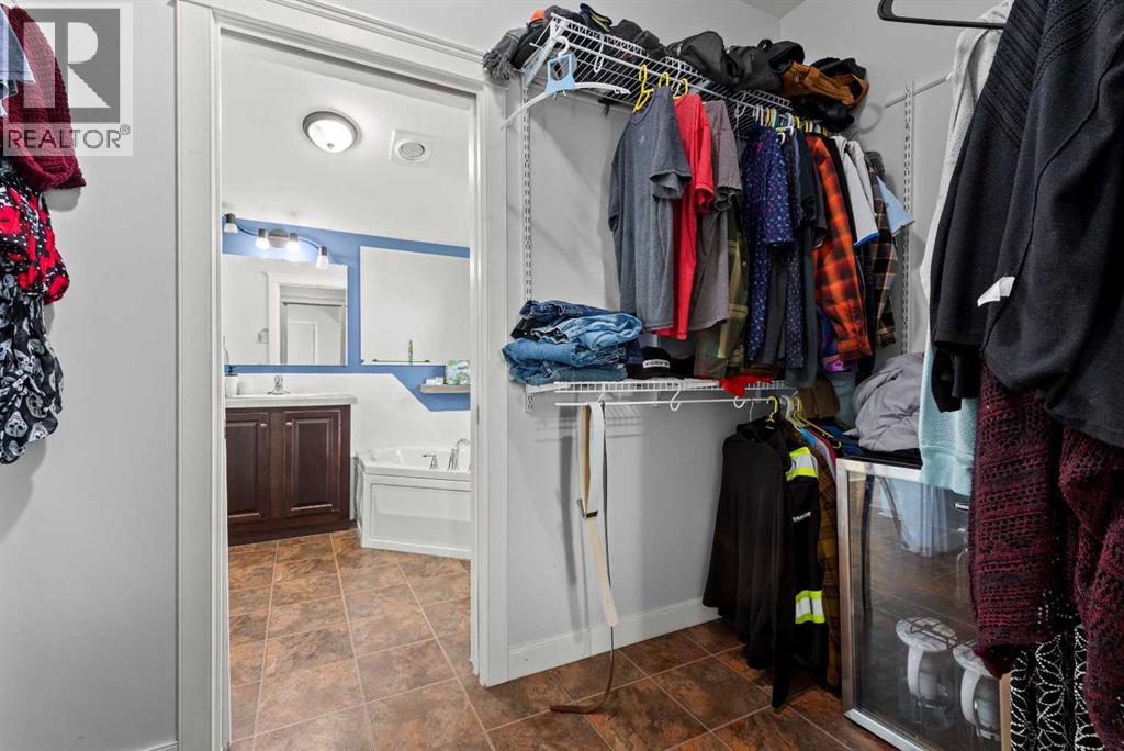 13 Cherry Lane SE - Image 31