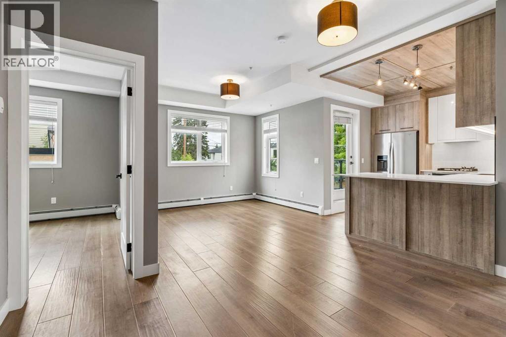 209, 2702 17 Avenue SW, Shaganappi, Calgary photo 2