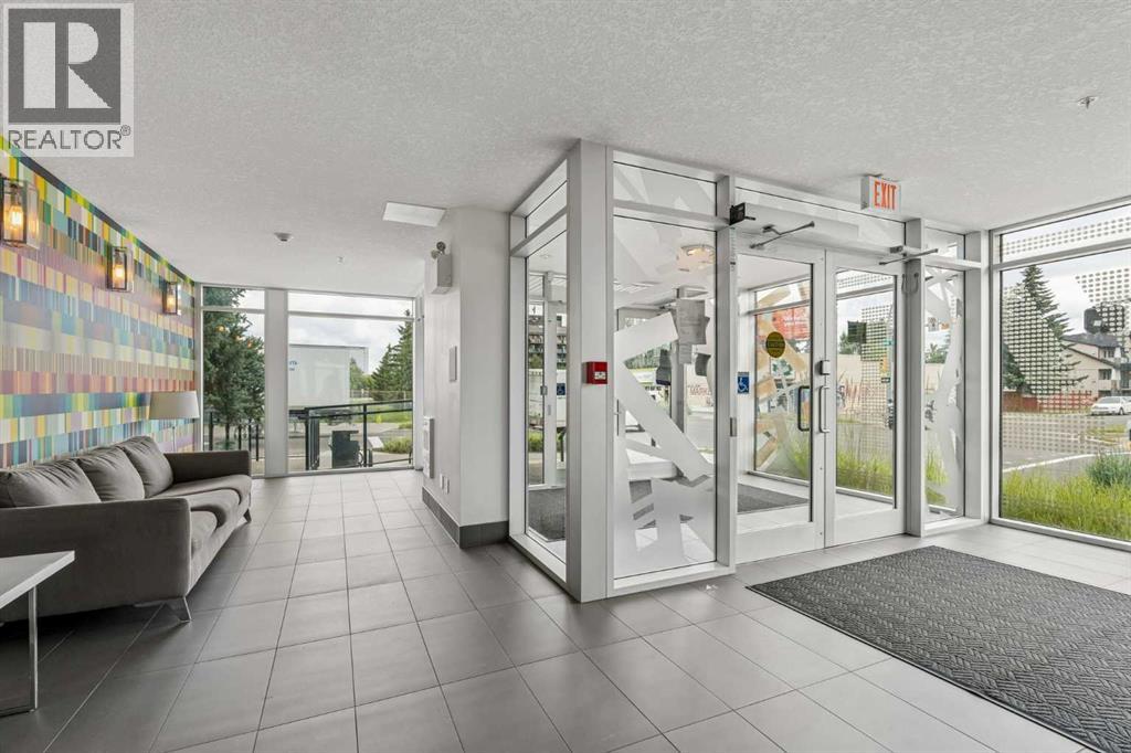 209, 2702 17 Avenue SW, Shaganappi, Calgary photo 1