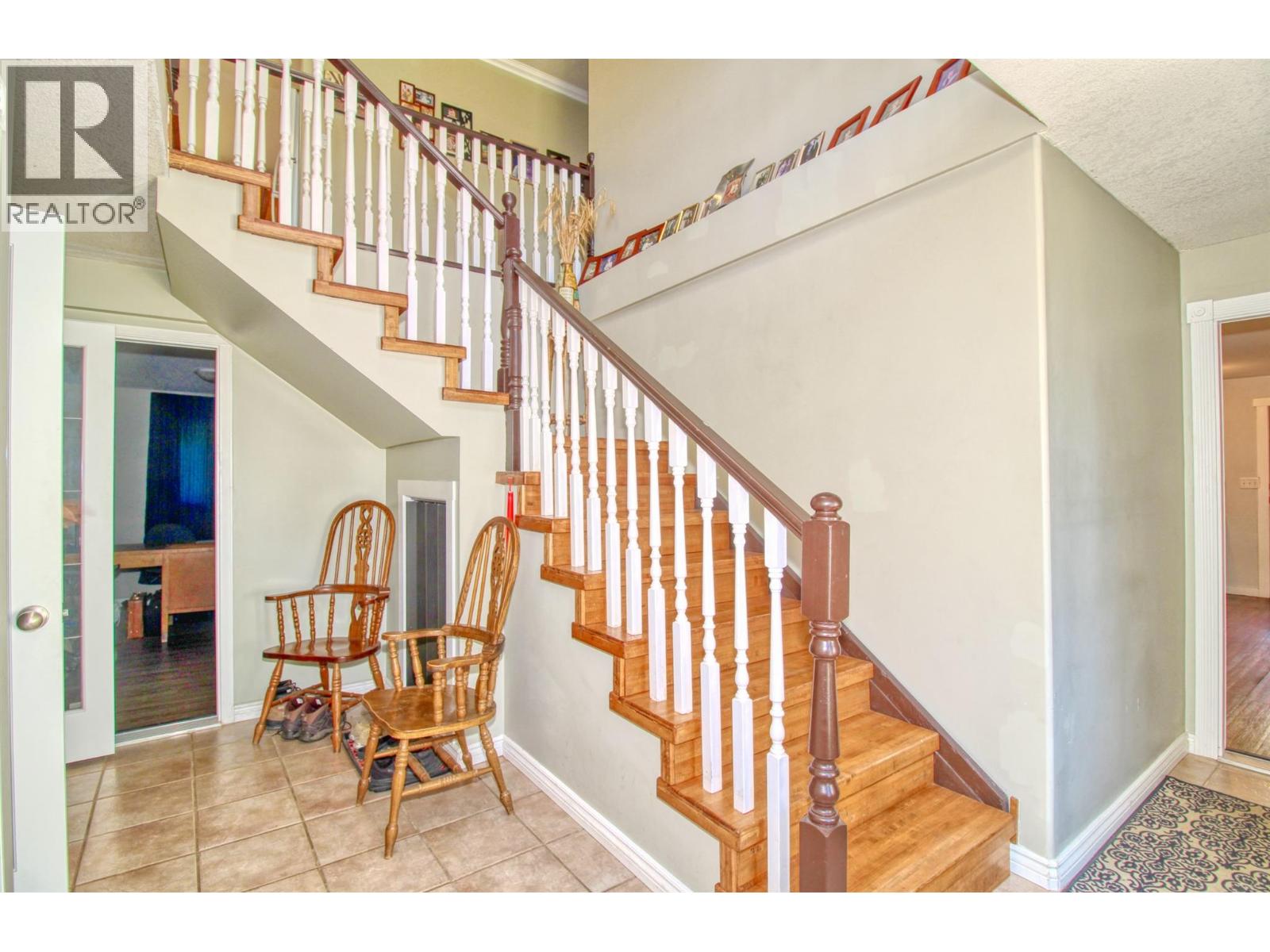 393 Northern View Drive - 11