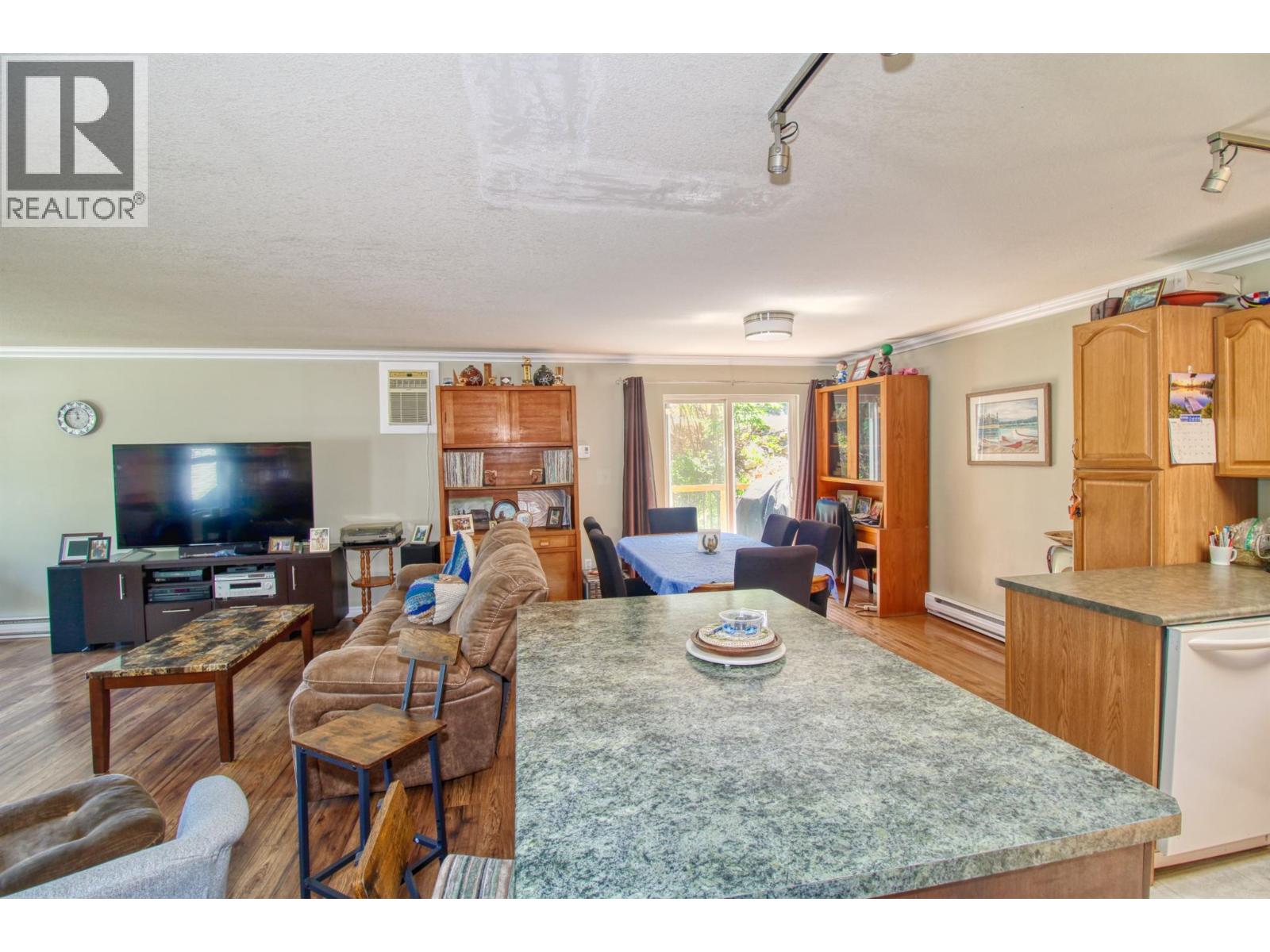 393 Northern View Drive - 8