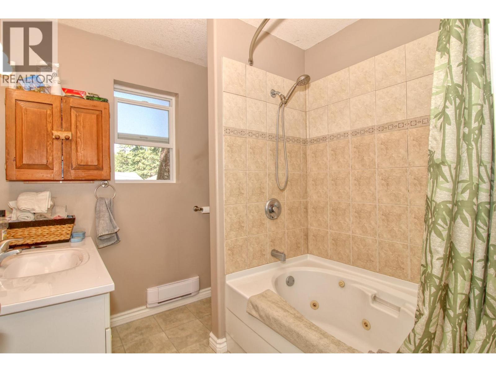 393 Northern View Drive - 34