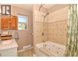 393 Northern View Drive, Vernon, BC V1H2C3 Photo 34