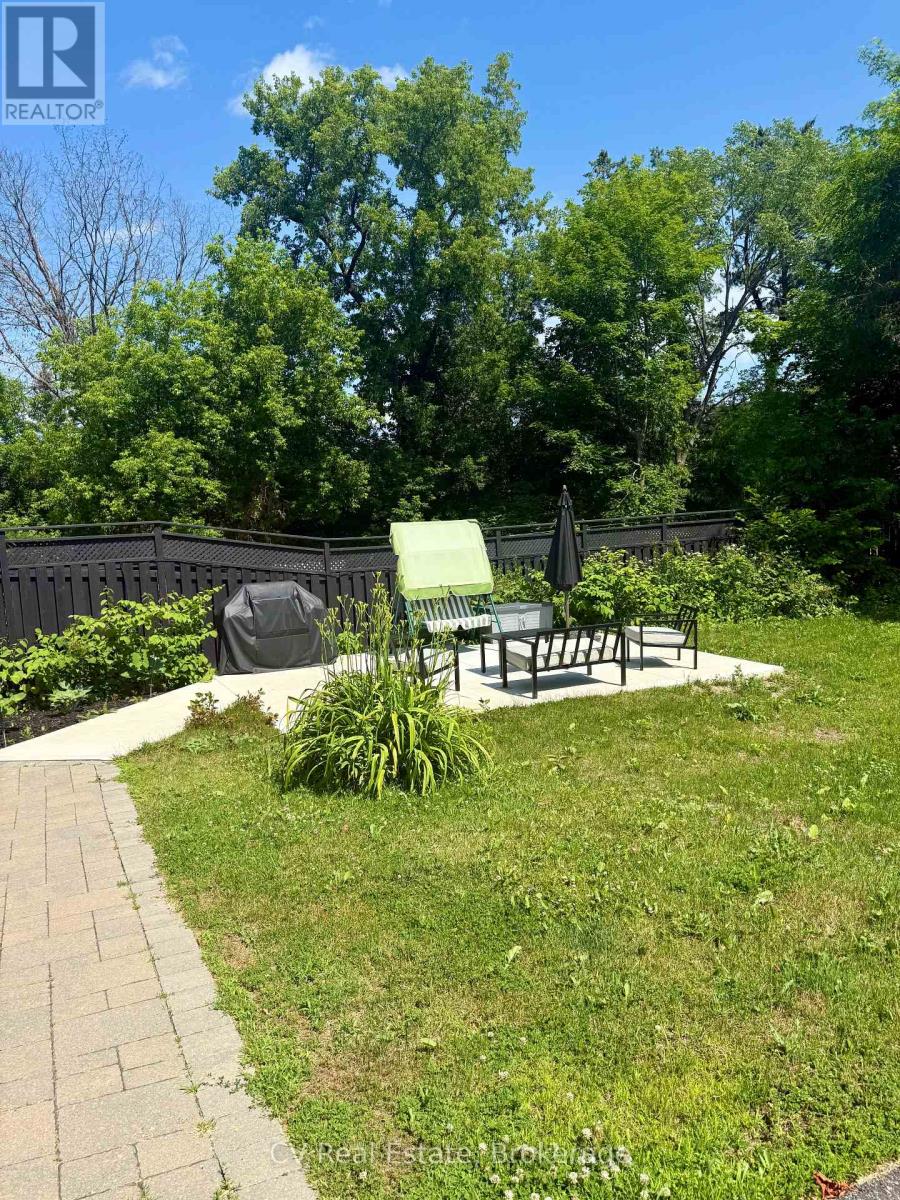 151 - 2 MAHAFFY COURT, Bracebridge — photo 2