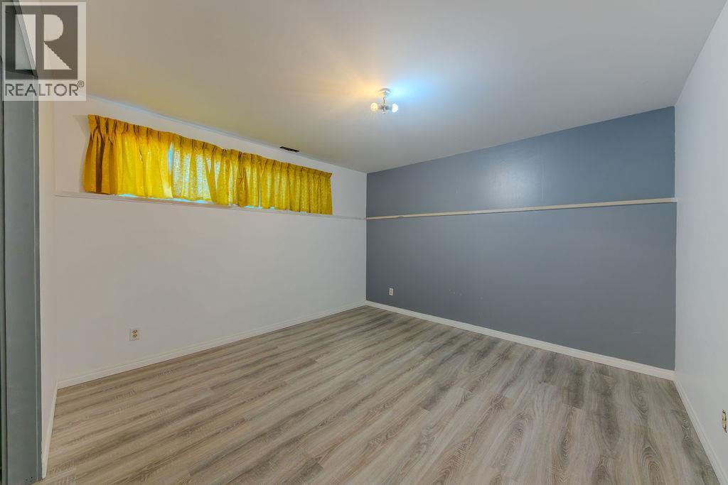 1054 7th Street - 27