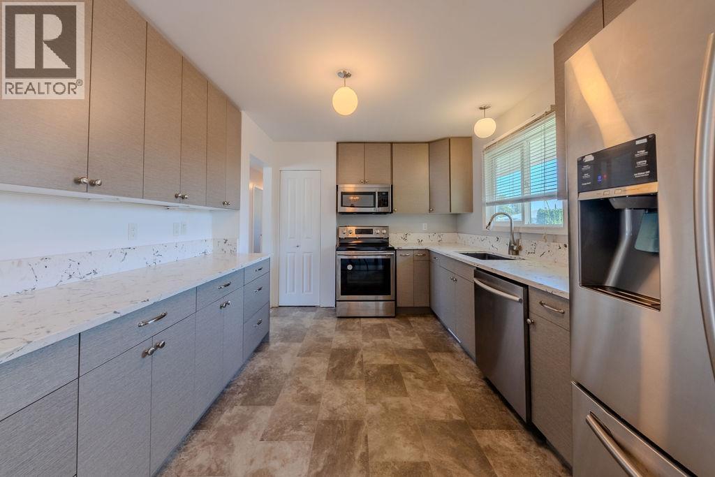 1054 7th Street - 15