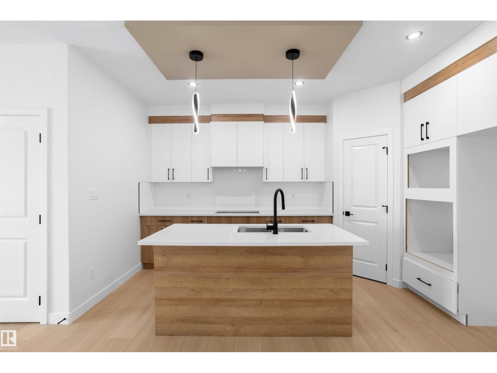 1524 209 ST NW - 19
