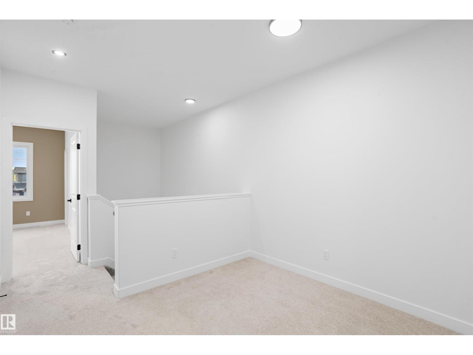 1524 209 ST NW - 23