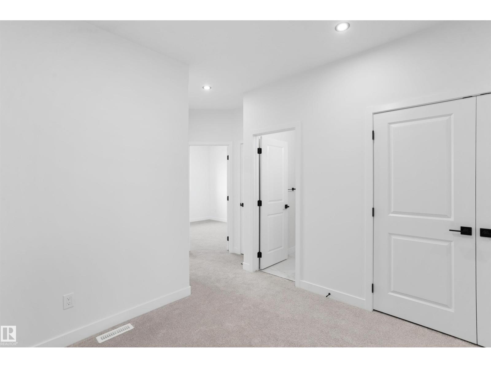 1524 209 ST NW - 28