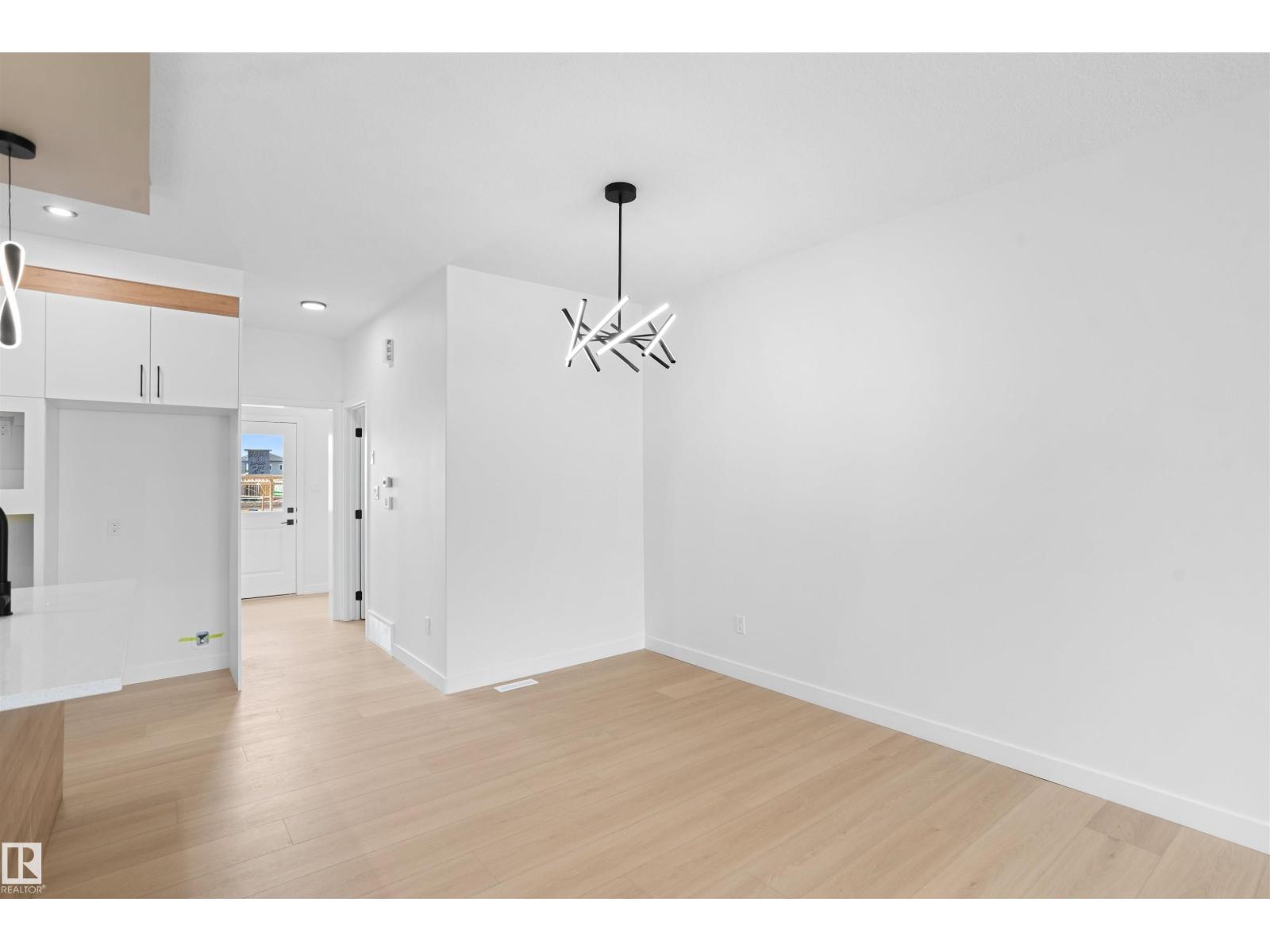 1524 209 ST NW - 9