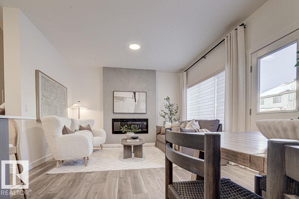 921 17 AV NW - 12