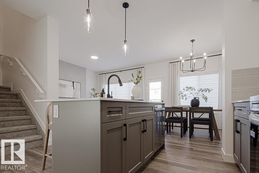 923 17 AV NW - 7