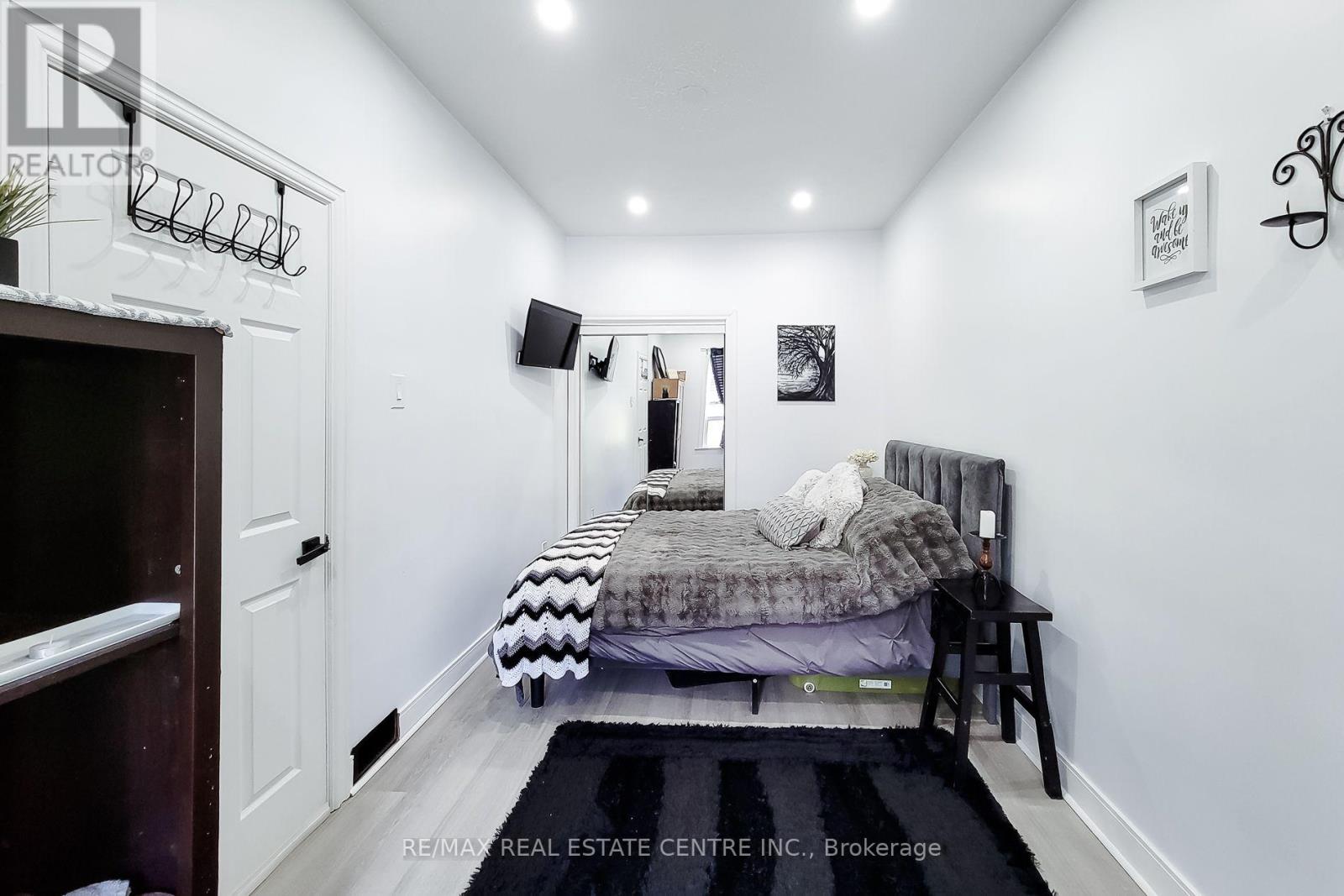 58 EAST 22ND STREET - 20