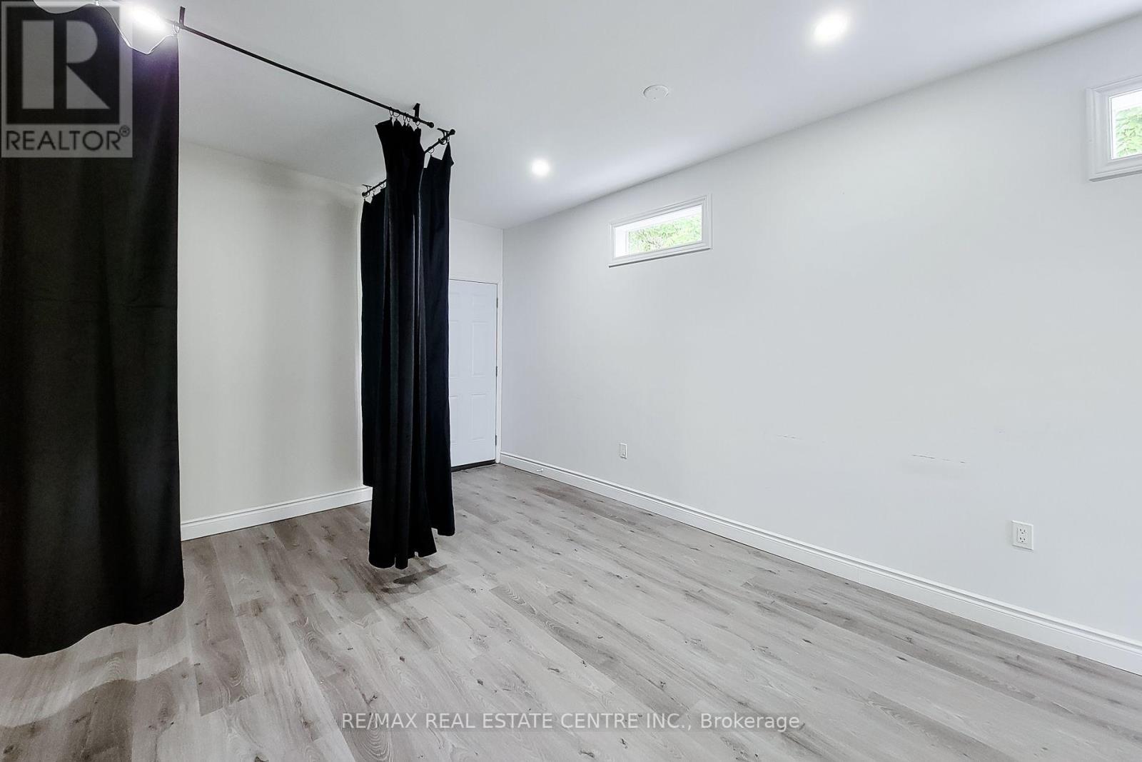 58 EAST 22ND STREET - 40