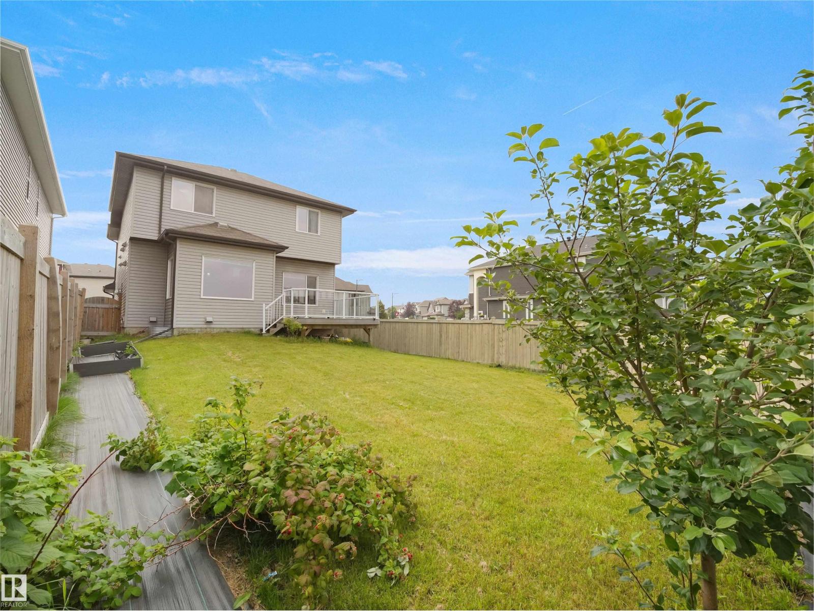 3623 15A ST NW - 12